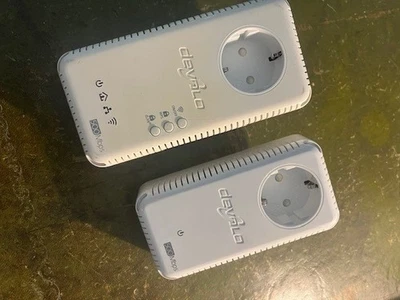 devolo dLAN 500 AV Wireless+ Starter Kit WiFi Powerline Adapter - 3 LAN-Ports - Bild 1 von 4