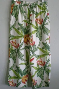 Tommy Bahama Women's XS or 2 Cropped Pant Silk Floral Cream Green Red Pull On - Picture 1 of 8