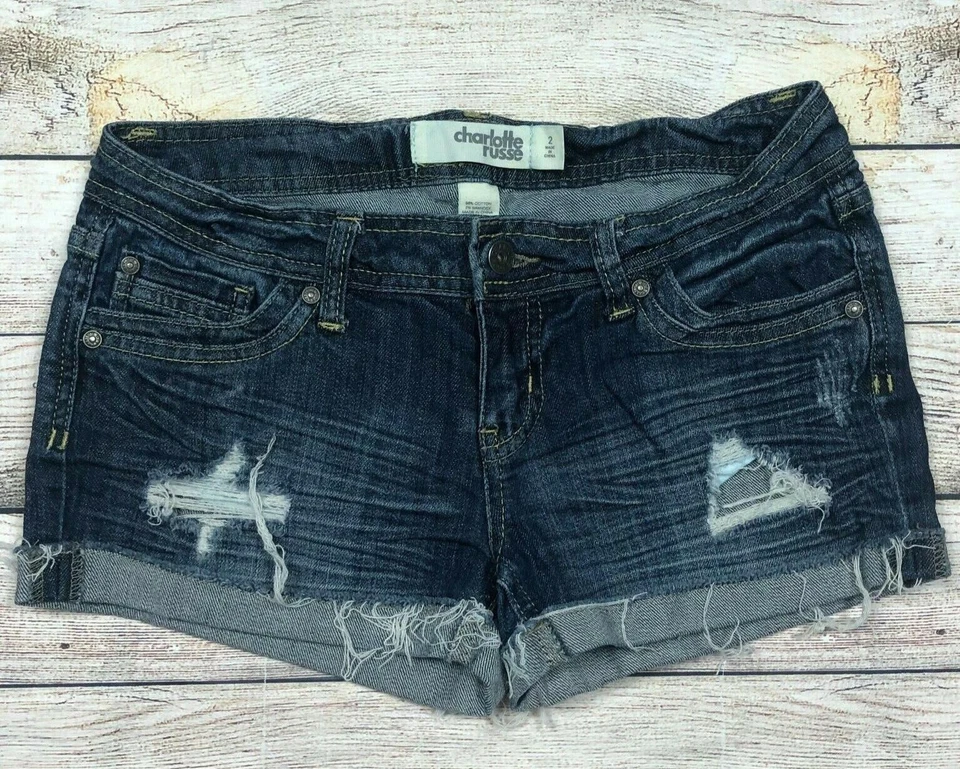 Pantalones cortos de mezclilla Charlotte Russe desgastados con puños talla 2 elásticos para mujer Y9 Foto 1 de 4