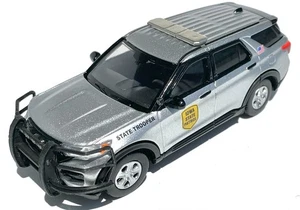 MotorMax 1/43 Scale 2022 Ford Explorer Iowa State Patrol Custom - Picture 1 of 19