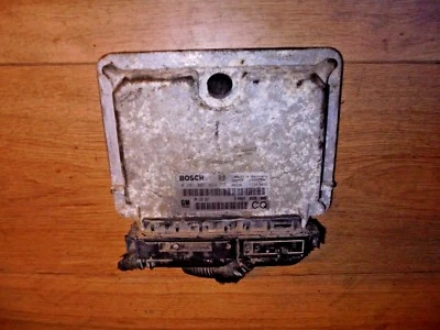 VAUXHALL ASTRA 2000 MK4 2.0 DI DIESEL MANUAL ENGINE ECU 0281001869 / 09133267 CQ - Image 1 of 2