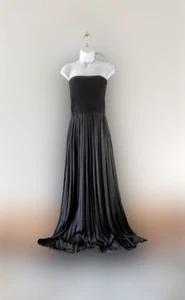 FALDA PLISADA DE GRAN AJUSTE SIN MANGAS TOP ELÁSTICO CON ALINEACIÓN VESTIDO DE NOCHE - Imagen 1 de 5