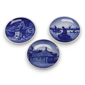 Royal Copenhagen 3pc Collectable Mini Plates Porcelain Butter Pats 49 5 and 16 - Picture 1 of 3