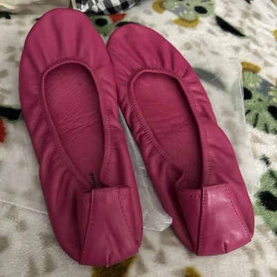The Storehouse Flats Size 10 Fuschia Pink Patent Leather Ballet Slip On - Image 1 of 4