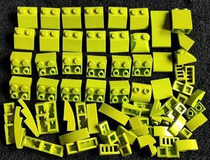 LEGO Lime Green Slopes Bundle 1x2 2x2 misto tetto curvo mattoncini lisci lotto pezzi - Foto 1 di 4