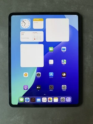 Apple iPad Pro 13in M4 512GB WiFi+ Cellular (Unlocked) Space Black - Image 1 of 4