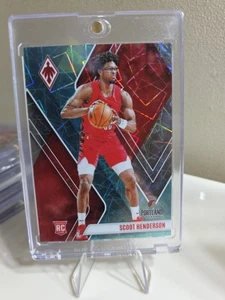 2023-24 Panini Phoenix Rookies Scoot Henderson #298 Teal Lazer Phoenix / Red Ice - Bild 1 von 11