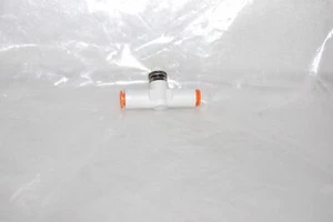 SMC SPEED CONTROL WITH FITTING NAS2051F09 - Picture 1 of 3