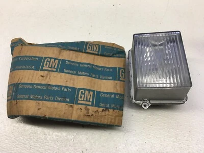 GM NOS Pontiac 1980 Bonneville luz de estacionamiento luz de giro lámpara 5931053 Foto 1 de 4