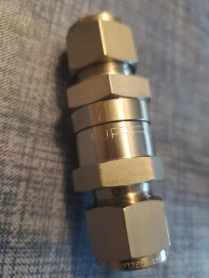 NEW 1/2" Nupro Check Valve 10 psi Opening 1/2" Tube Fitting Swagelok Tubing - Image 1 of 4