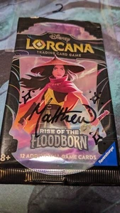 Disney Lorcana Floodborn Booster signiert vom Künstler Matthew Robert Davies KEINE KARTEN - Bild 1 von 1
