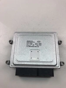 DB3651 KIA Engine Control Unit ECU 391B1-03DE5 - Picture 1 of 4