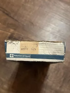 Telemecanique Sensor XSAV 12373 / guter Zustand - Bild 1 von 3