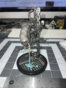 Q-Fig Alien Xenomorph Figure Ridley Scott Quantum Mechanix Loose - Picture 1 of 5