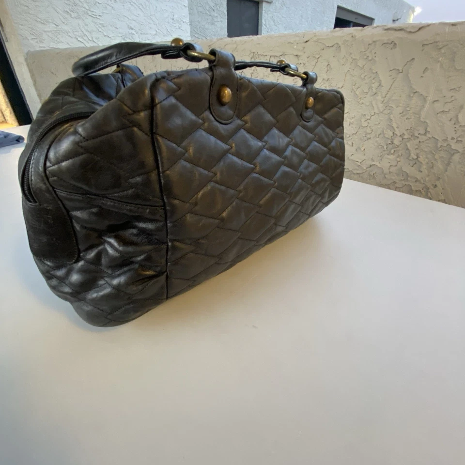 Bolso grande vintage de cuero acolchado negro HOBO Foto 1 de 4