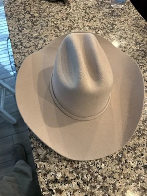 Sombrero de vaquero Justin 100 % lana, Milano Hat Co., talla 7 1/8 necesita ser remodelado Foto 1 de 3