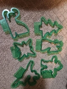 WEIHNACHTEN Ausstechformen klein grün Kunststoff mit Griffen - 6 Stück - Bild 1 von 2