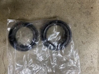 Уплотнения вилок MAY для Honda CR80RB 97-02 CR85R и RB 03-07 - Изображение 1 из 3