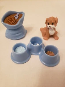 Fisher Price Loving Family Puppy Playtime sacchetto cibo per cani ciotola con osso e cucciolo - Foto 1 di 2