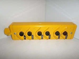 ⭐NUOVO⭐ STAZIONE DI CONTROLLO PULSANTE SOSPENSIONE 6 PULSANTI HUBBELL ECULID 111A 2001 - Foto 1 di 11