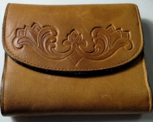 Damen Accessoires Baronet Leder Geldbörse mit Doppelfaltung Kamelfarben Handbesatz... - Bild 1 von 13