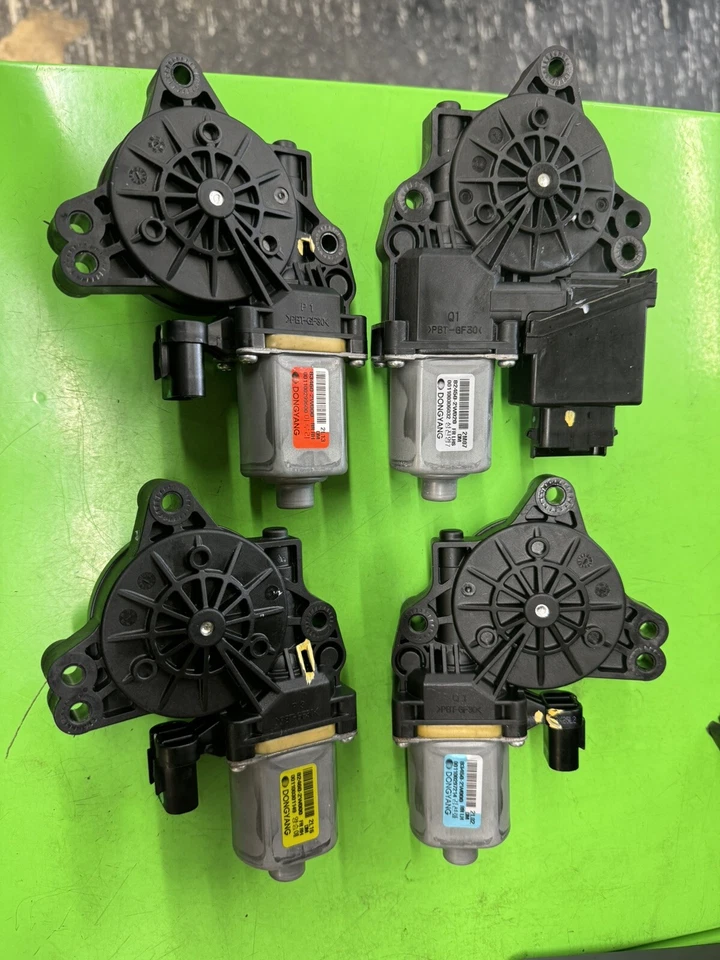 2013-2016 HYUNDAI SANTA FE GENUINE WINDOW MOTORS SET OF ALL 4 DOORS OEM - Image 1 of 4