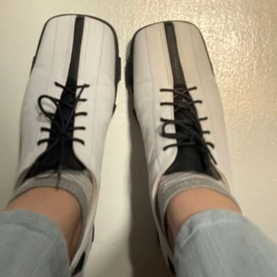 Donald Pliner Sport leather white black shoes 9.5M Made Mountains of Italy - Image 1 of 4