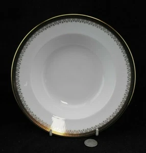 PARAGON ROYAL ALBERT CLARENCE 9 1/4" RIM SOUP BOWLS - Picture 1 of 3