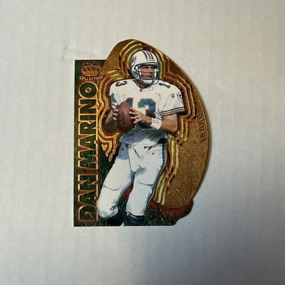 1996 Pacific Invincible Kick Starter Die Cuts #KS8 Dan Marino SHARP Dolphins - Image 1 of 4