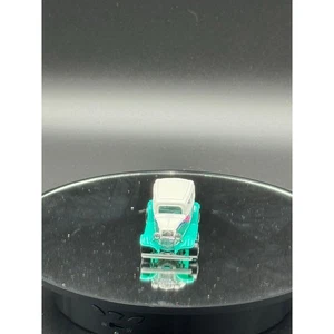 Hot Wheels '32 Ford Delivery #135 Mattel 1989 2 toni bianco blu - Foto 1 di 7