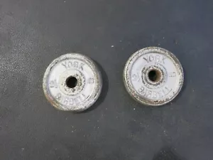Pair of York Barbell 2.5KG Cast Iron 1" Weight Plates round edge - Picture 1 of 2