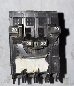 Siemens ITE Q23020 Type QT Quad 2 Pole 30 & 20 Amp Breaker Vtg Used - Picture 1 of 1