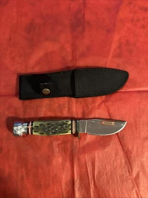 (#14). Cuchillo de mango verde Steel Warrior 440 hoja fija de acero inoxidable con funda Foto 1 de 4