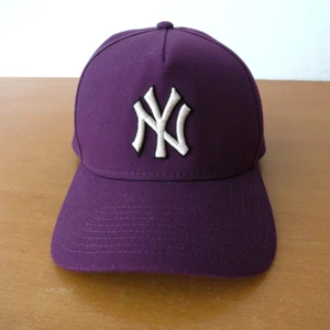 New York Yankees New Era 9FORTY Adjustable Snapback Cap Hat Adults OSFM Purple - Picture 1 of 16