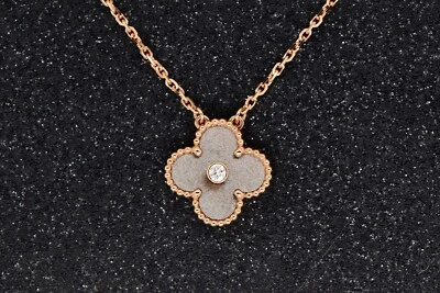 梵克雅宝 2023 年假日复古阿罕布拉钻石黑曜石 VCARPT000 18k — 第 1/4 张图片