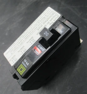 SQUARE D QOB120-1021 1-P 20A 120/240V BOLT ON CIRCUIT BREAKER W/ 120V SHUNT - Picture 1 of 5
