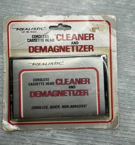 REALISTIC Cordless Cassette Head Cleaner & Demagnetizer 44-631 / NEW - Picture 1 of 4