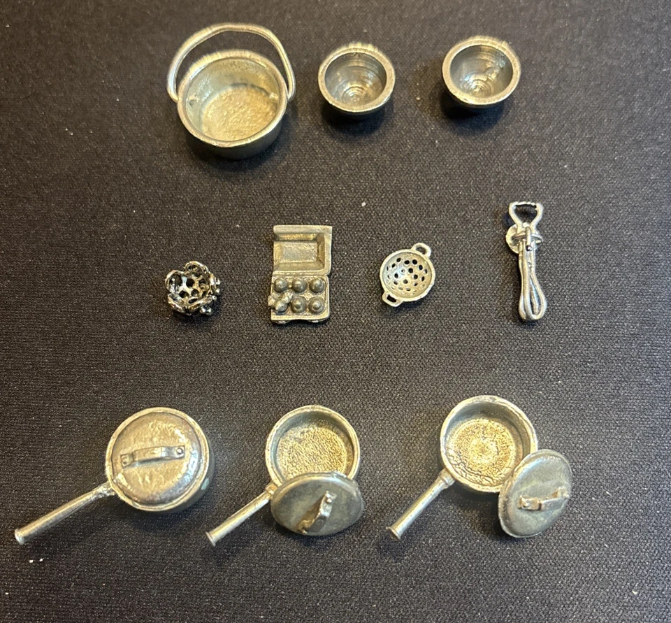 Lote de 10 accesorios de cocina vintage de metal miniatura para casa de muñecas escala 1:12 Foto 1 de 1