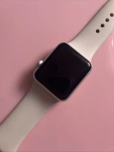 Apple Watch Series 3, 38mm Silver, Unlocked - Picture 1 of 7