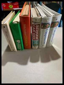 Lot of 6 Vintage Cookbooks Betty Crocker Weight Watchers Church Binders - Picture 1 of 10