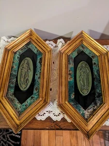Vintage Mid century Modern Hexagonal Plaques w/ Green Plaster Grecian Figures - Picture 1 of 6