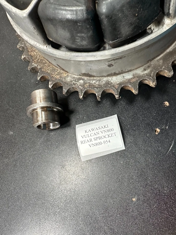 Roda dentada e cubo 97-07 Kawasaki Vulcan VN800, 42T 42041-1473, 41034-1248 - Imagem 1 de 4