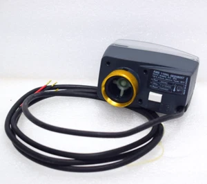 DANFOSS AME 110NL 082H8057 VALVE ACTUATOR 24VAC 50/60Hz 2VA IP42 - Picture 1 of 4