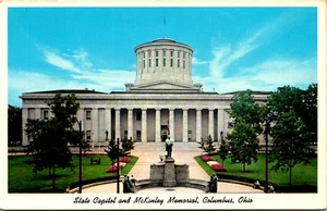 Postkarte Columbus Ohio State Capitol und McKinley Memorial Vintage um 1950 unbenutzt - Bild 1 von 2