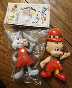 PAR DE ADORNOS DE ÁRBOL DE NAVIDAD LOONEY TUNES 1978 LIMPIO INSECTOS CONEJITO ELMER FUDD - Imagen 1 de 6