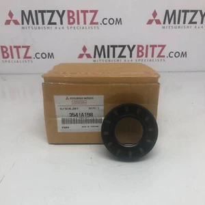 FRONT DIFF SIDE OIL SEAL FOR MITSUBISHI PAJERO SPORT KS5W 3.0 - Picture 1 of 9