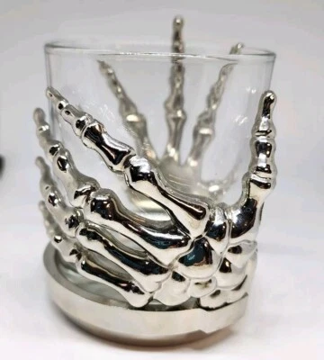 Yankee свечи Хэллоуин Серебряный металлический скелет вручную ураган готический стеклянный держатель - Изображение 1 из 4