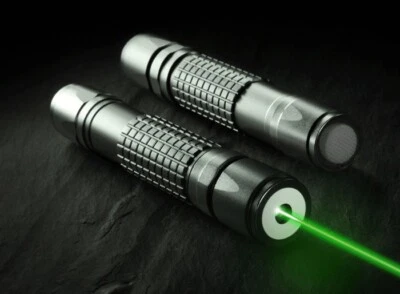 NEW High Power 1mW Green Laser Pointer Pen Beam Light Visible Beam NEW - Image 1 of 4