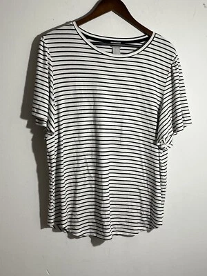 Blusa Chico's Bell manga tamanho 3 listrada preta branca listras flowy (13) - Imagem 1 de 4