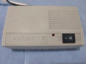 Philips antenna amplifier / booster - for up to 2 TVs - Picture 1 of 3